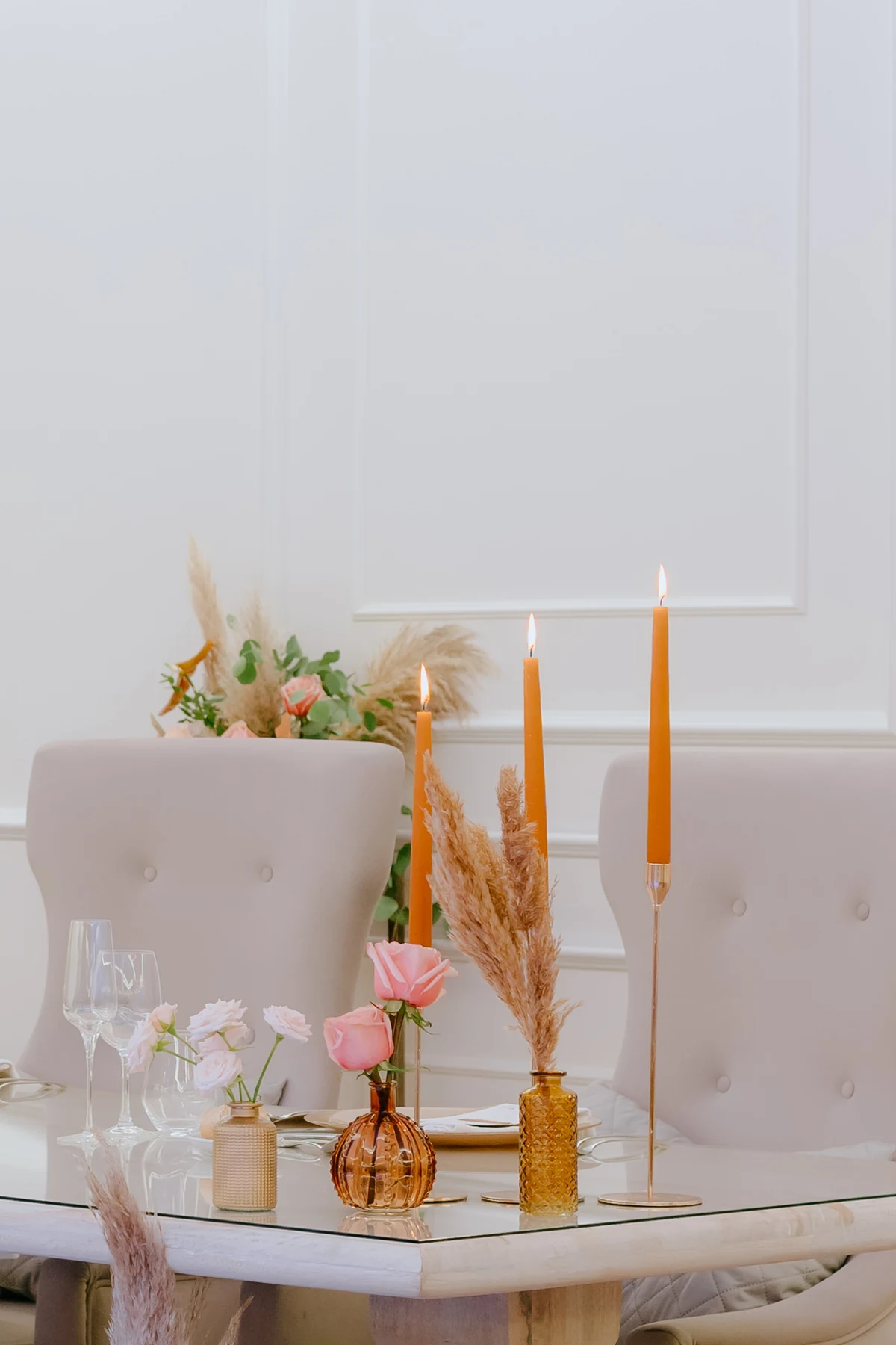 Detalhe de mesa preparada para uma celebração